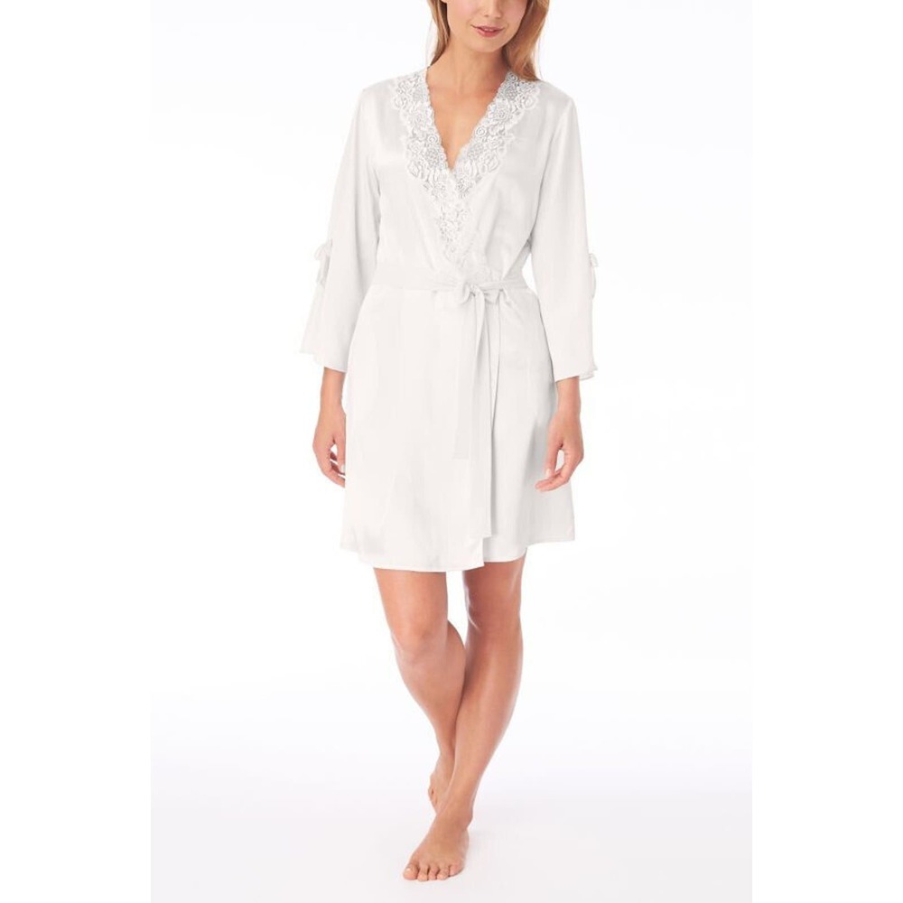 Oscar de la Renta White Lace Trim Robe